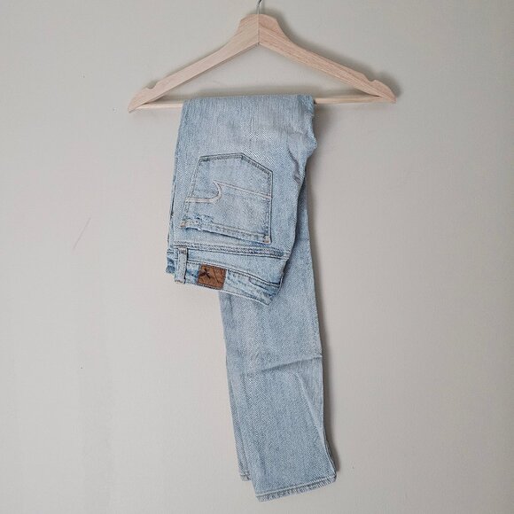 American Eagle Distressed Ripped Skinny Stretch Jeans - 2013 - Light Wash - Sz 0 - Picture 1 of 16